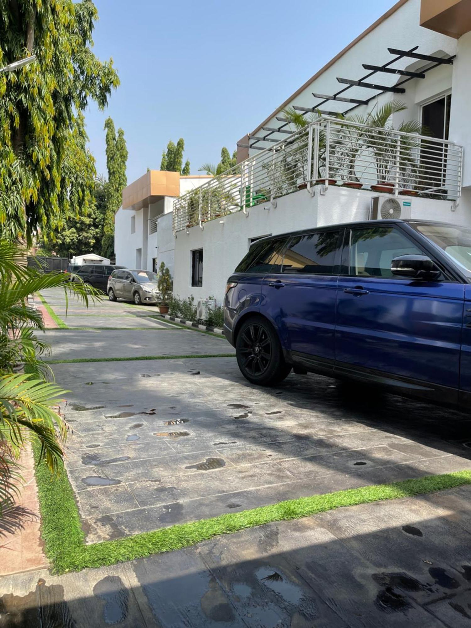 Austra Hotels And Apartments Maitama Abuja Exterior foto