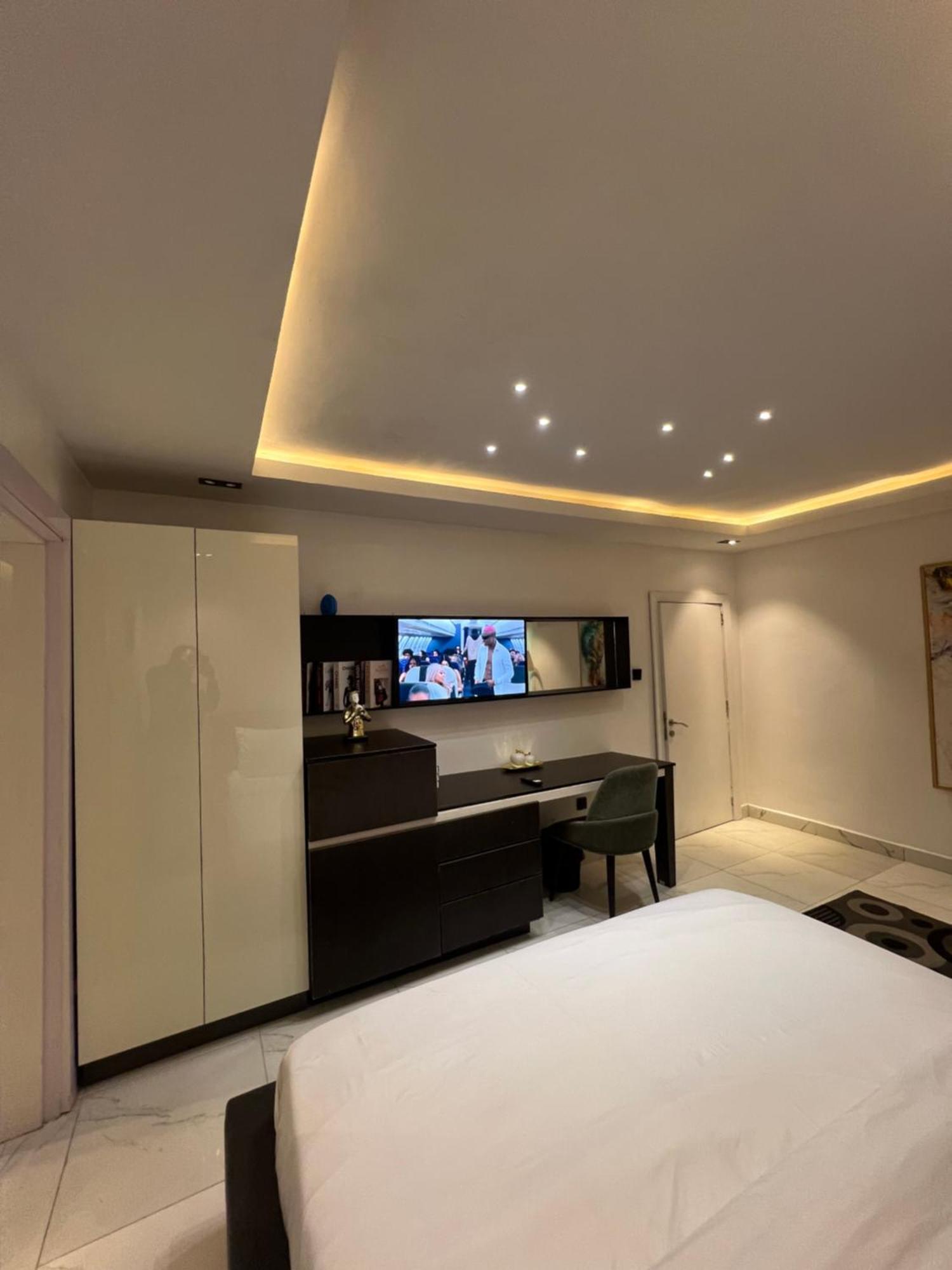 Austra Hotels And Apartments Maitama Abuja Exterior foto