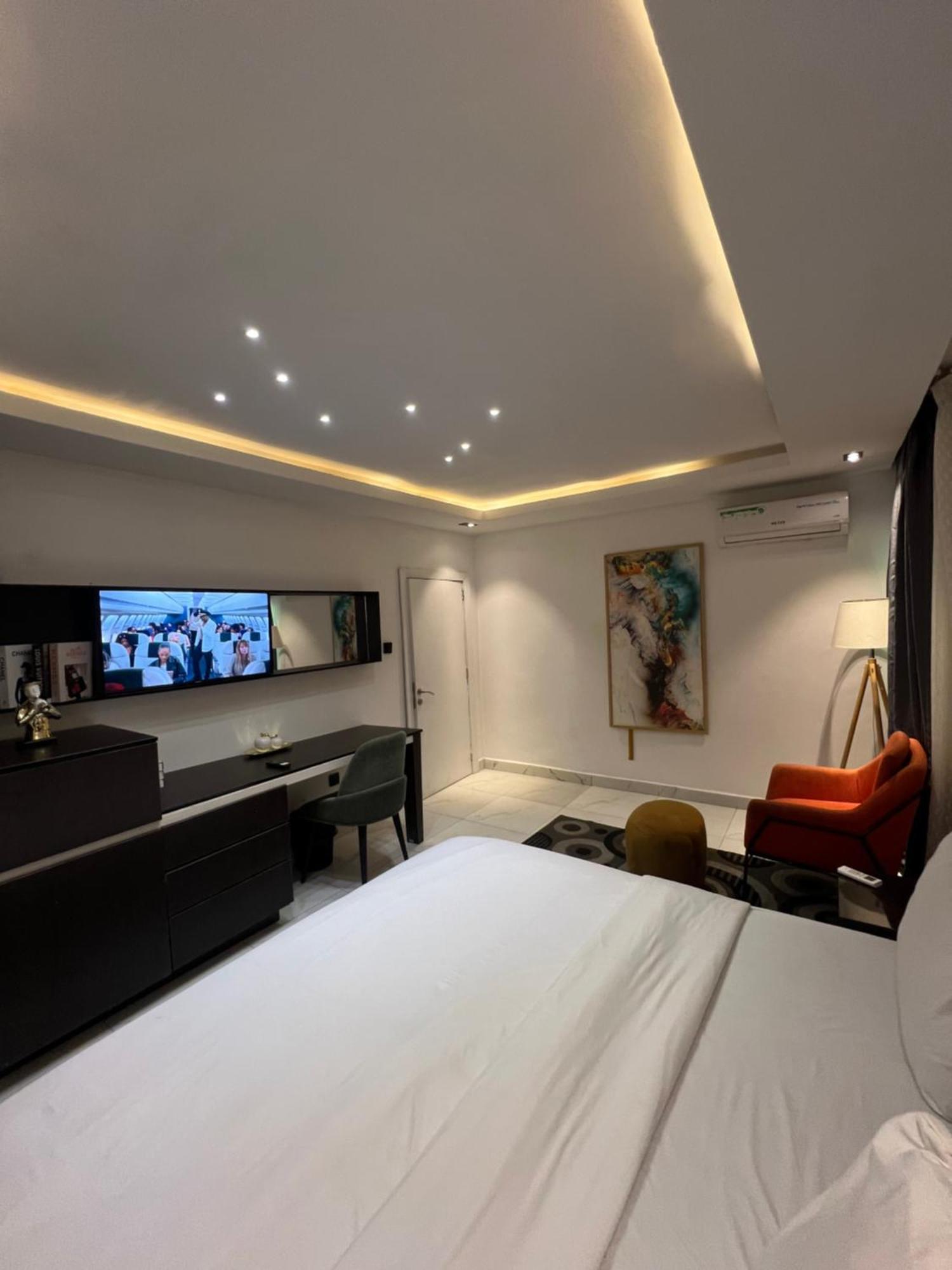 Austra Hotels And Apartments Maitama Abuja Exterior foto
