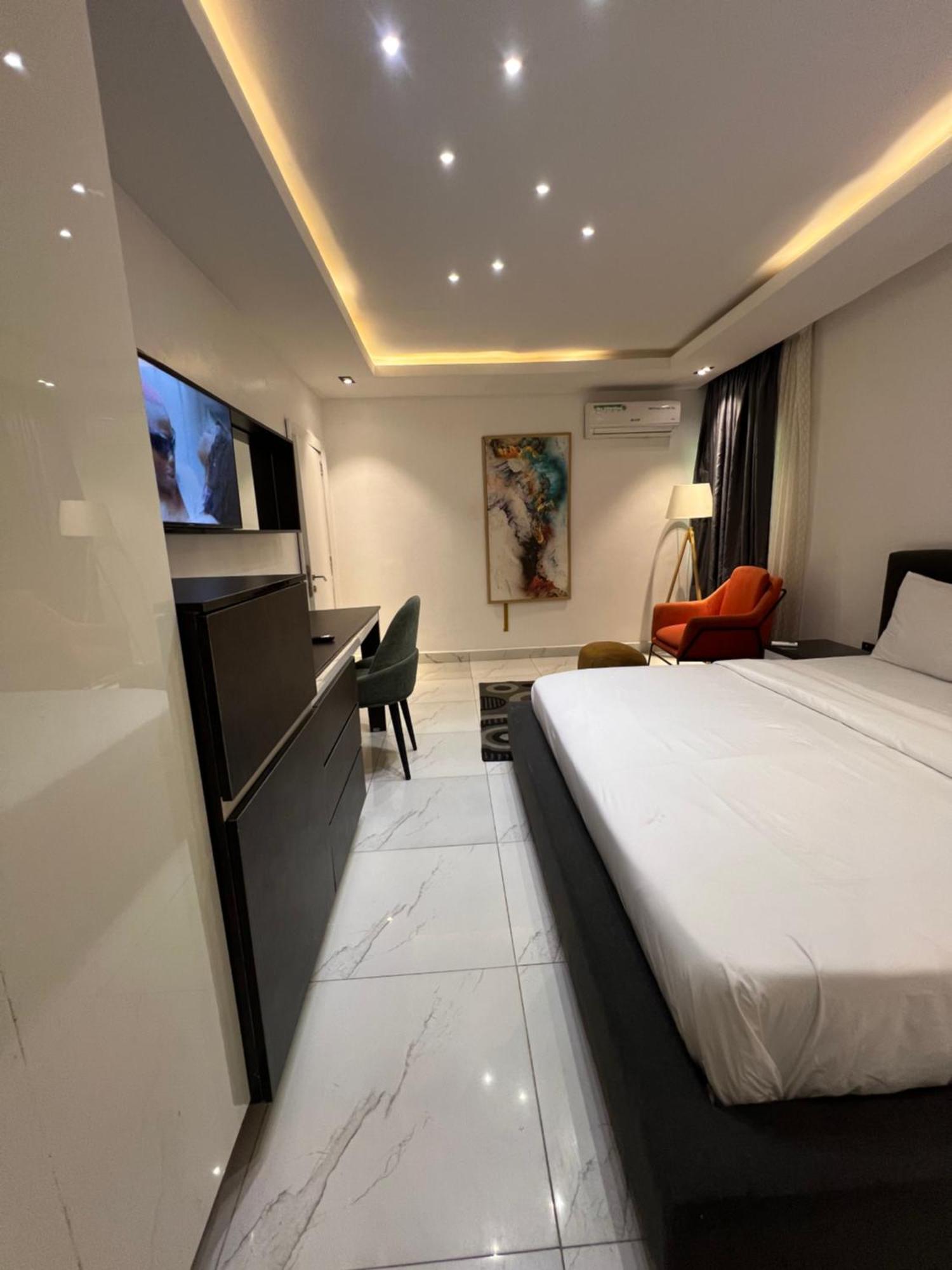 Austra Hotels And Apartments Maitama Abuja Exterior foto